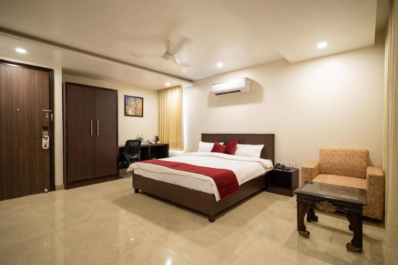 Sheerha Royal Residency-Near Jaipur Airport Hotel Exterior foto